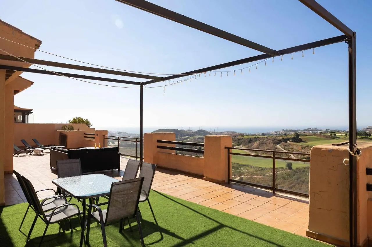 Calanova Atico De Lujo En Calanova Golf Mijas contacts